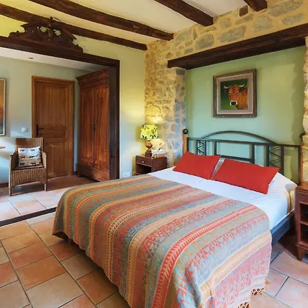 Le Cuisinier En Combraille Hotel Vergheas Room photo